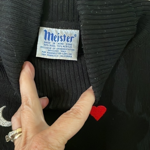 VINTAGE MEISTER GOLD Stars Silver Moon Red Hearts Embroidered Turtleneck Sweater - Picture 2 of 11